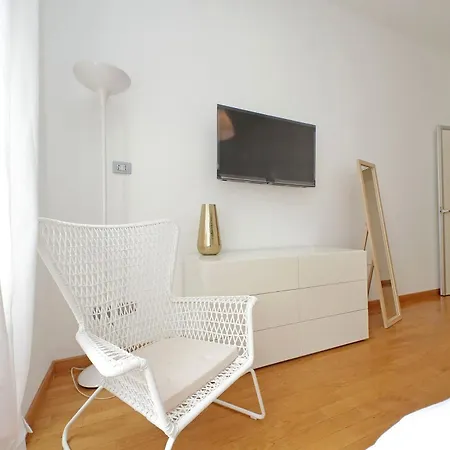 Ych-nice Flat With Patio Near Vatican Apartment Rom